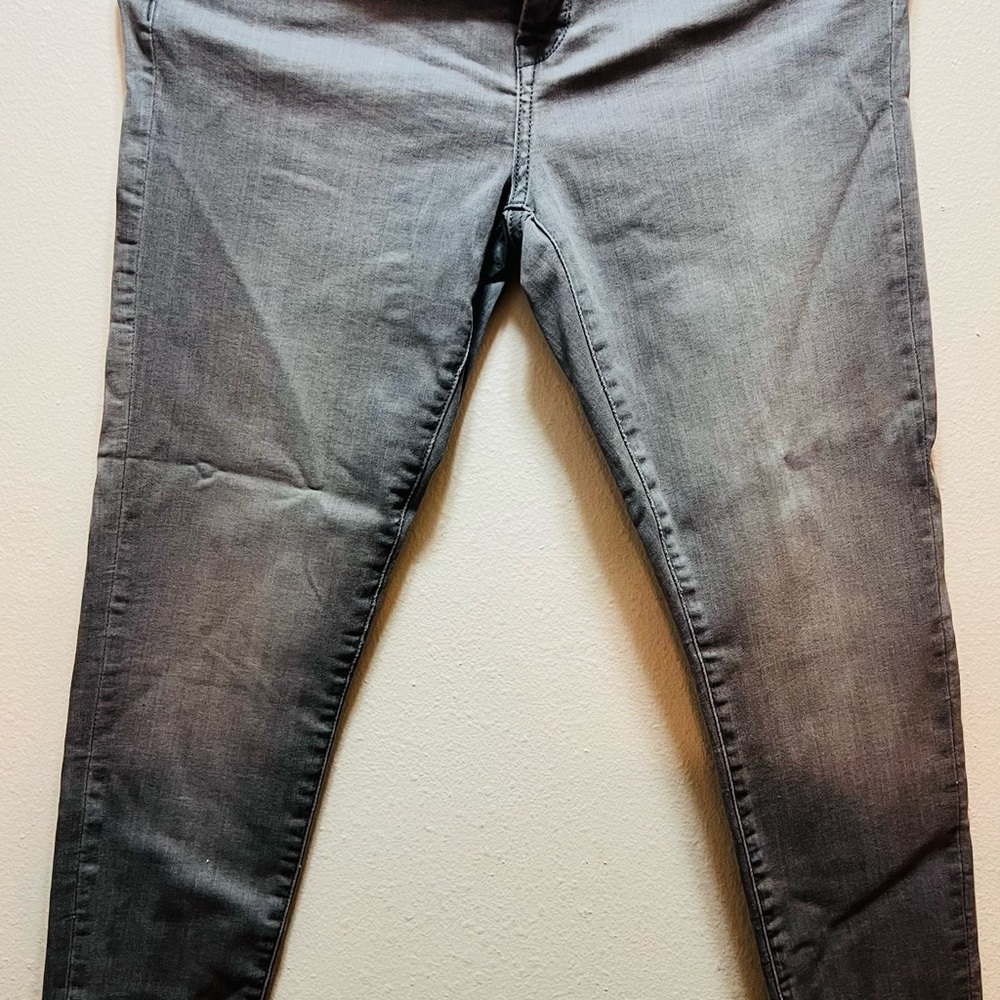 Banana Republic Gray Skinny Jeans with Modern Gradient